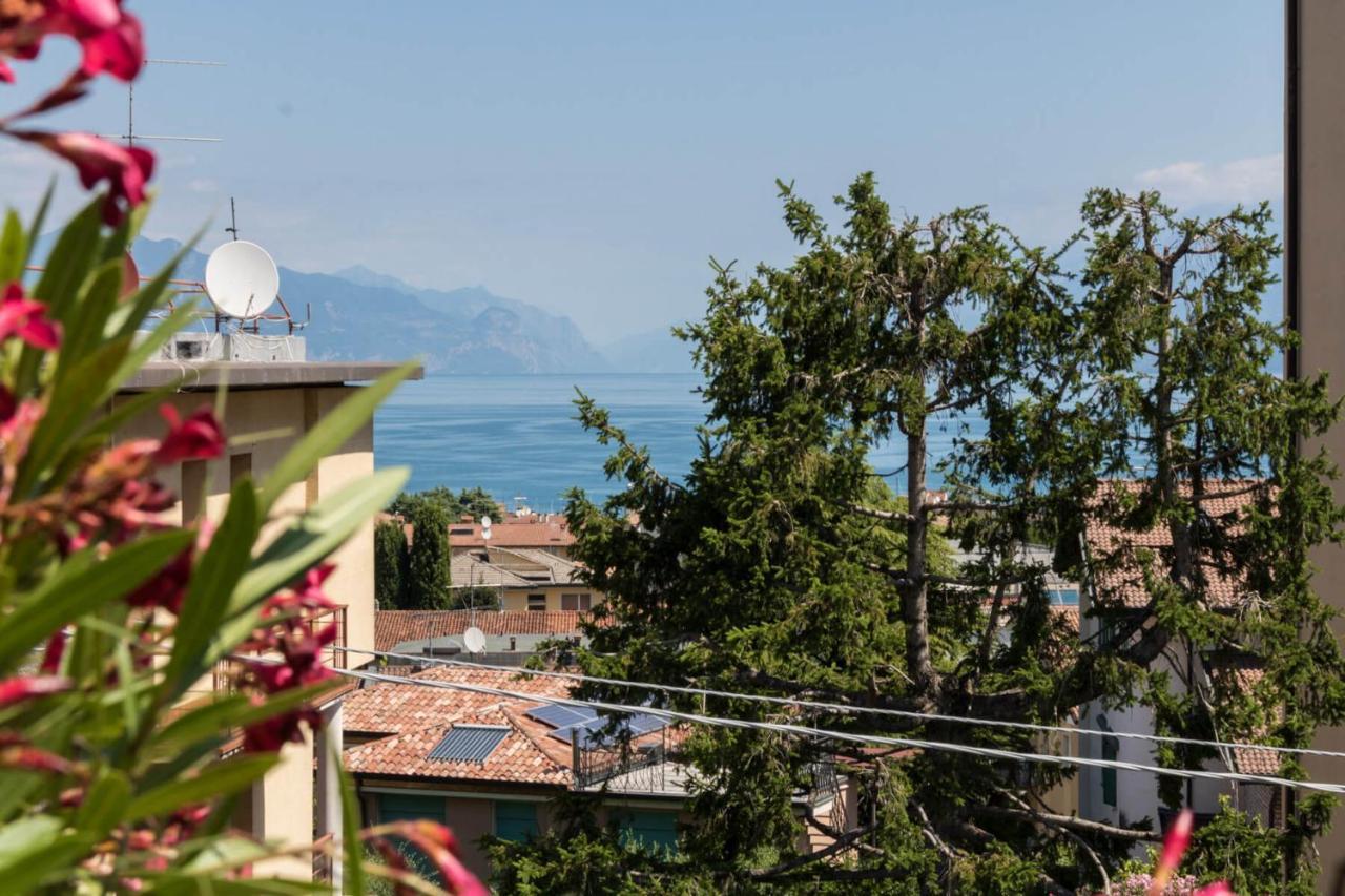 Frank Ronyo Daire Desenzano del Garda Dış mekan fotoğraf